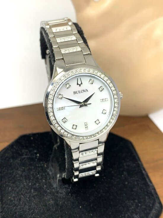 Bulova Women\'s Watch 96L320 Quartz White Mother of Pearl Dial Crystal Accent